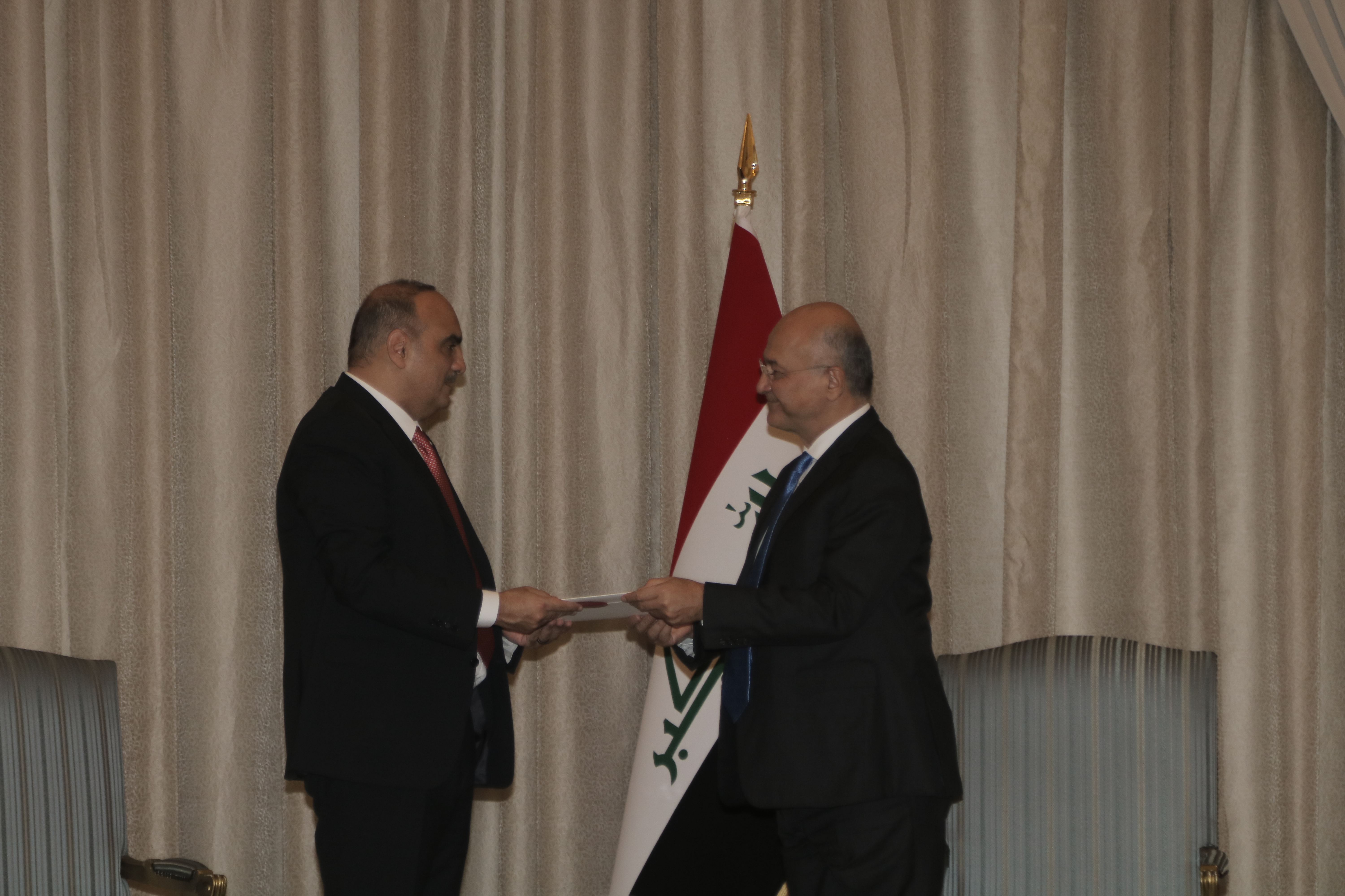 PM conveys King's message to Iraqi president
