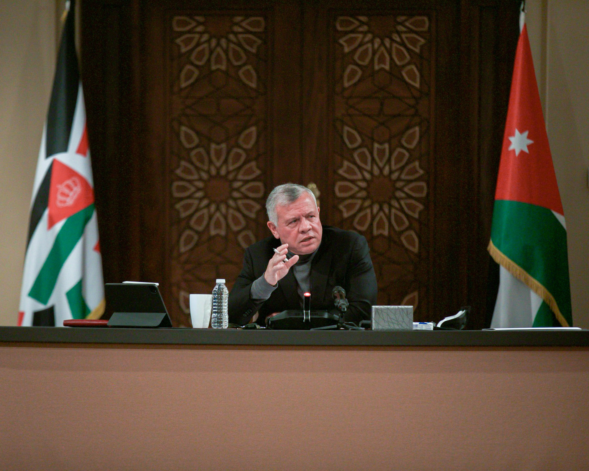 King urges facilitating SMEs, agricultural projects