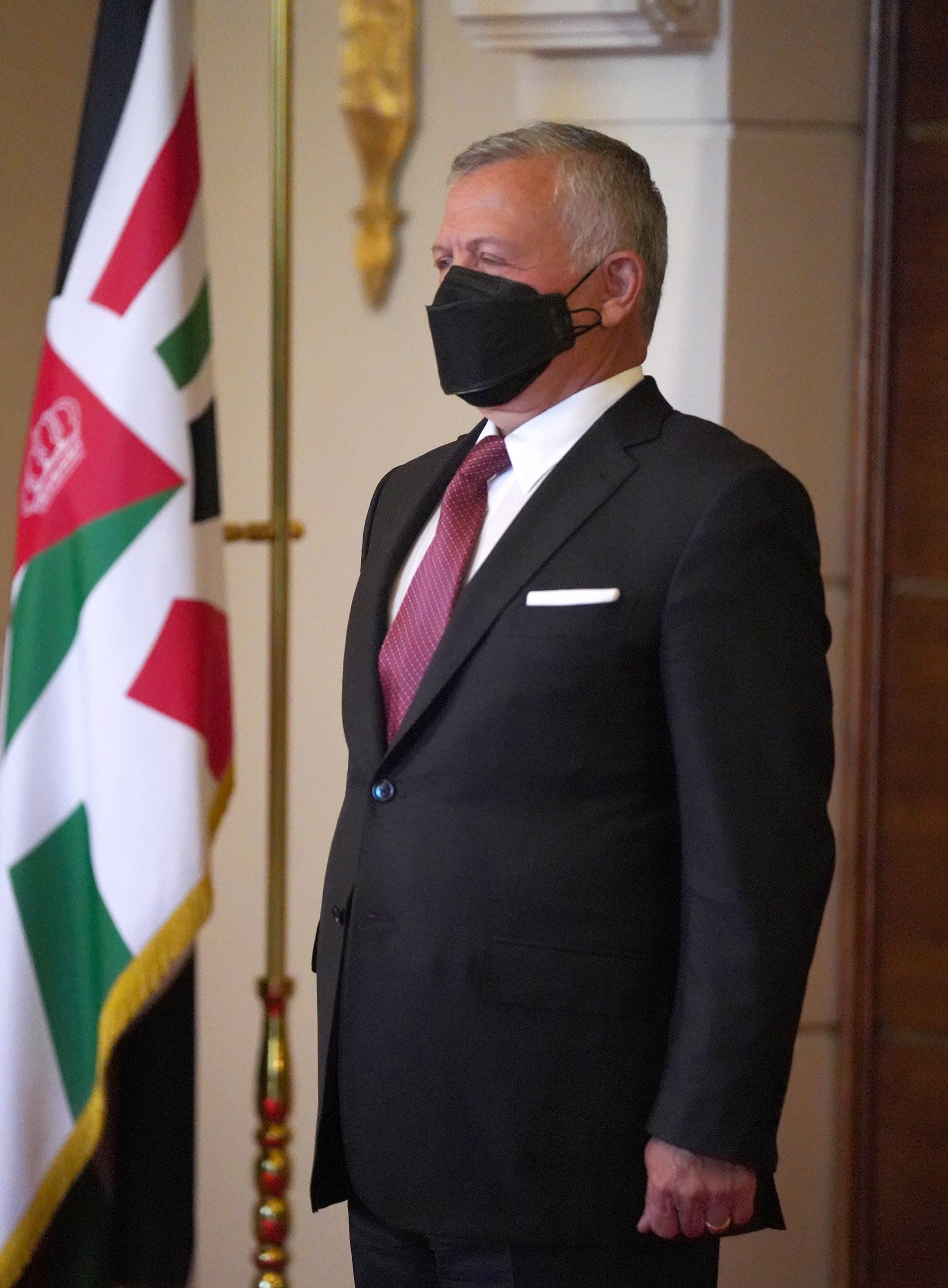 Royal Decree approves reshuffle of PM Khasawneh’s Cabinet