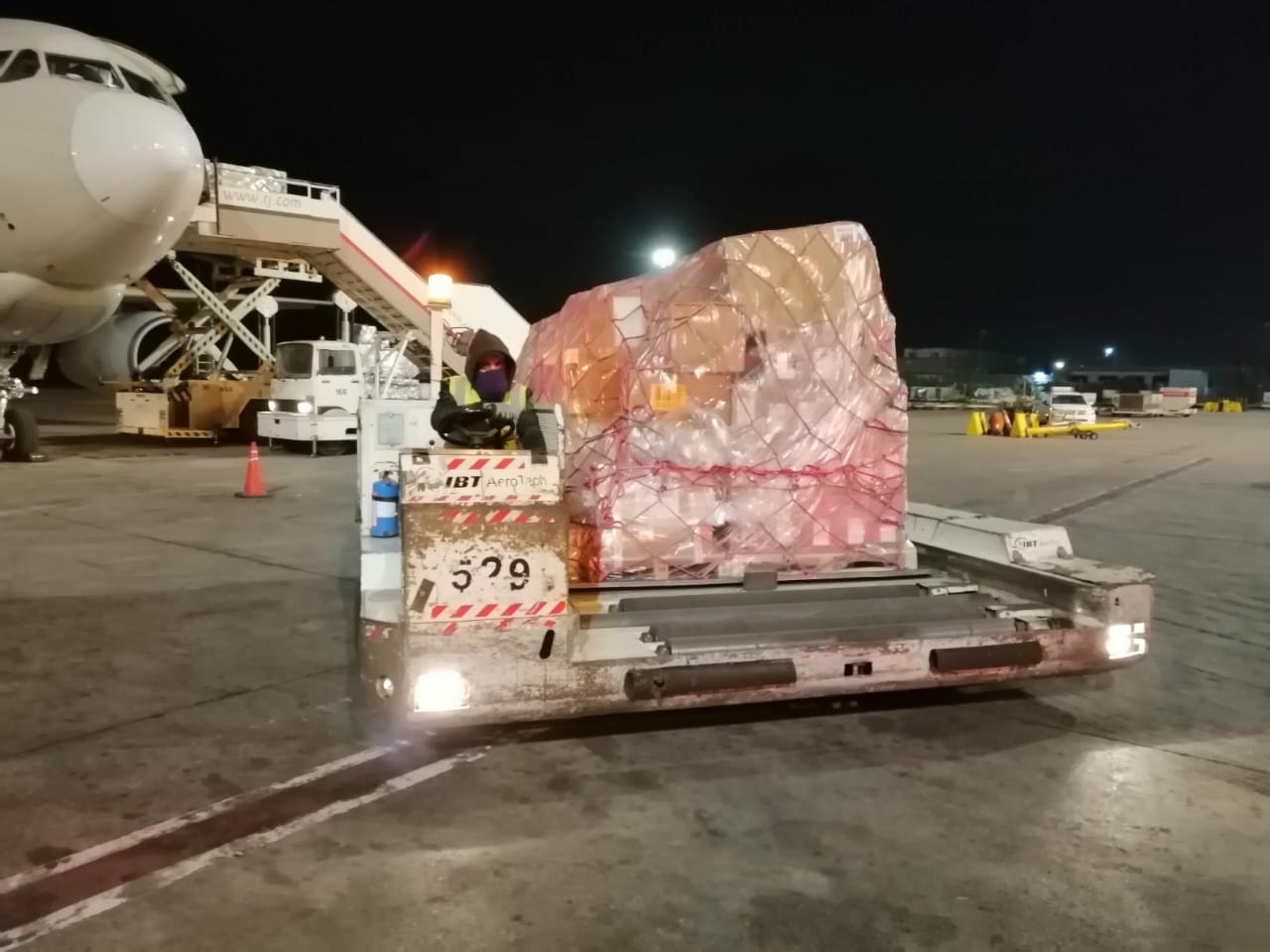 First shipment of COVID-19 vaccines from COVAX Facility arrives in Jordan