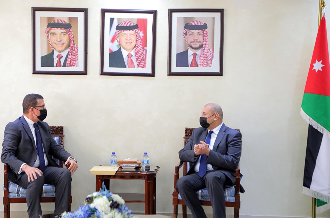 Jordan house speaker, Egyptian envoy talk ties, cooperation