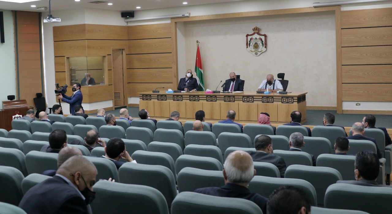 Follow up committee on Lower House recommendations on Coronavirus meets with PM