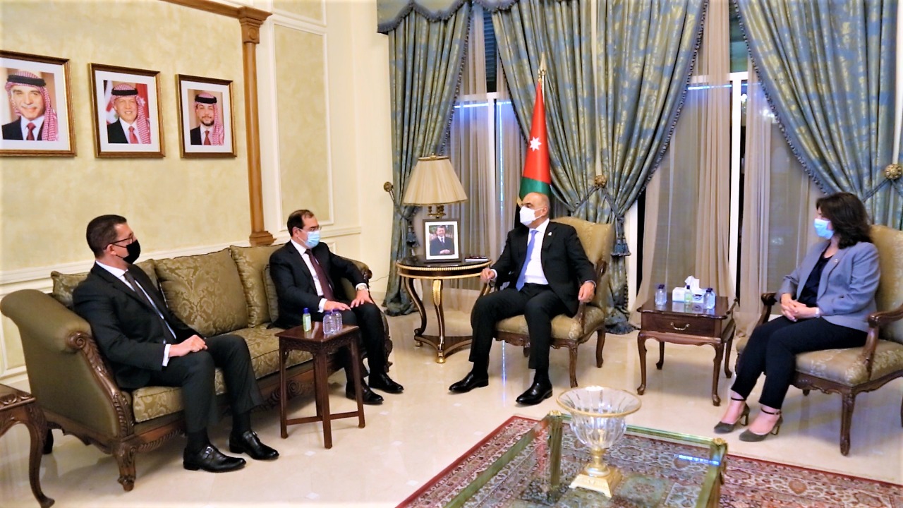 PM meets Egyptian petroleum minister