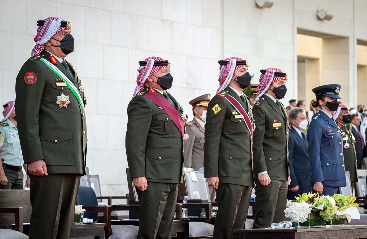 King attends JAF, security agencies’ ceremony marking Jordan’s centennial