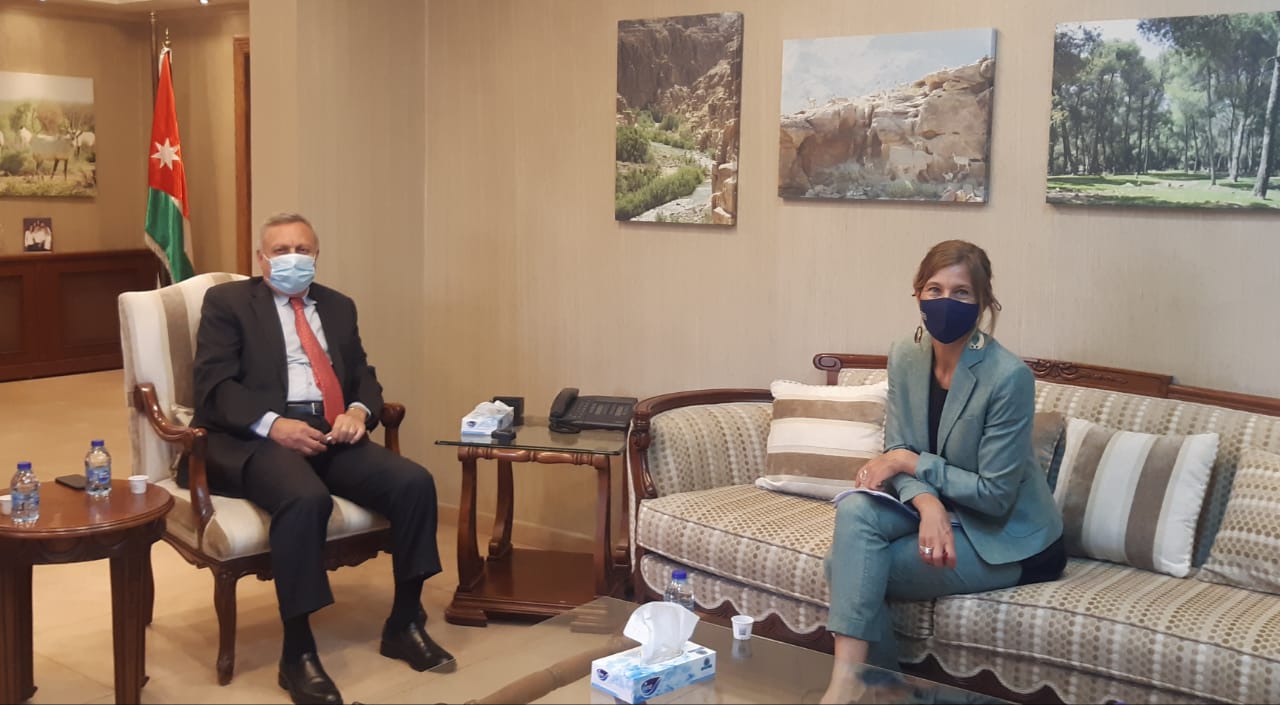 Environment minister, Swedish envoy talk climate change cooperation