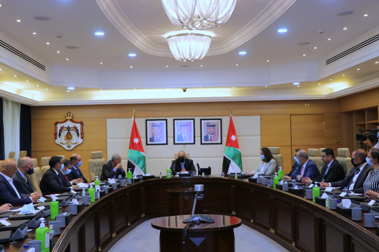 PM: Gov't working on economic priority matrix toward recovery