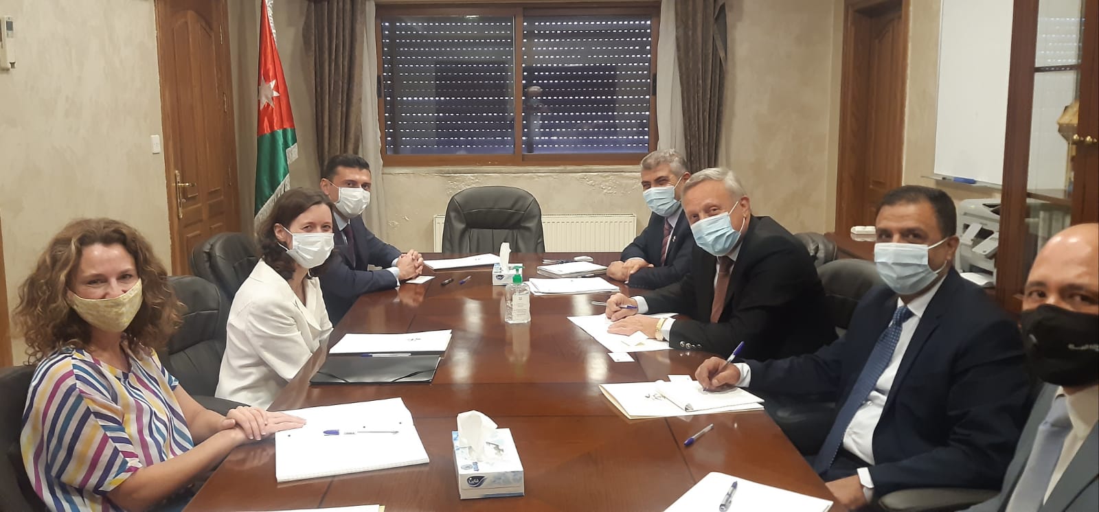 Environment minister, British envoy discuss climate conference