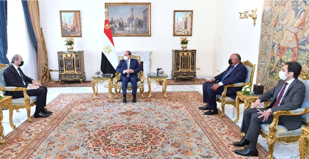 Foreign minister meets Egypt's al-Sisi, conveys King's letter