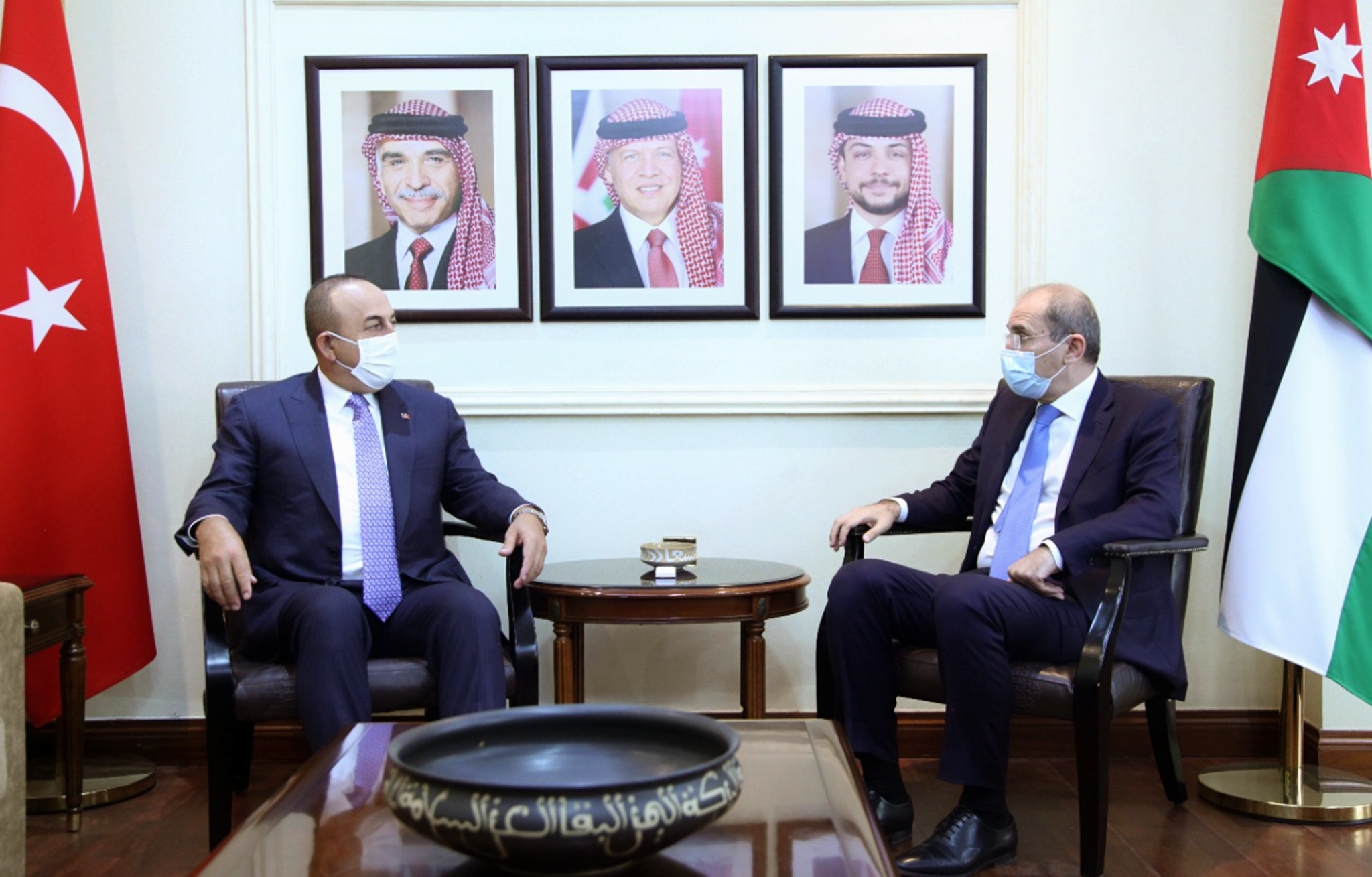 Jordan, Turkey talk ties, region