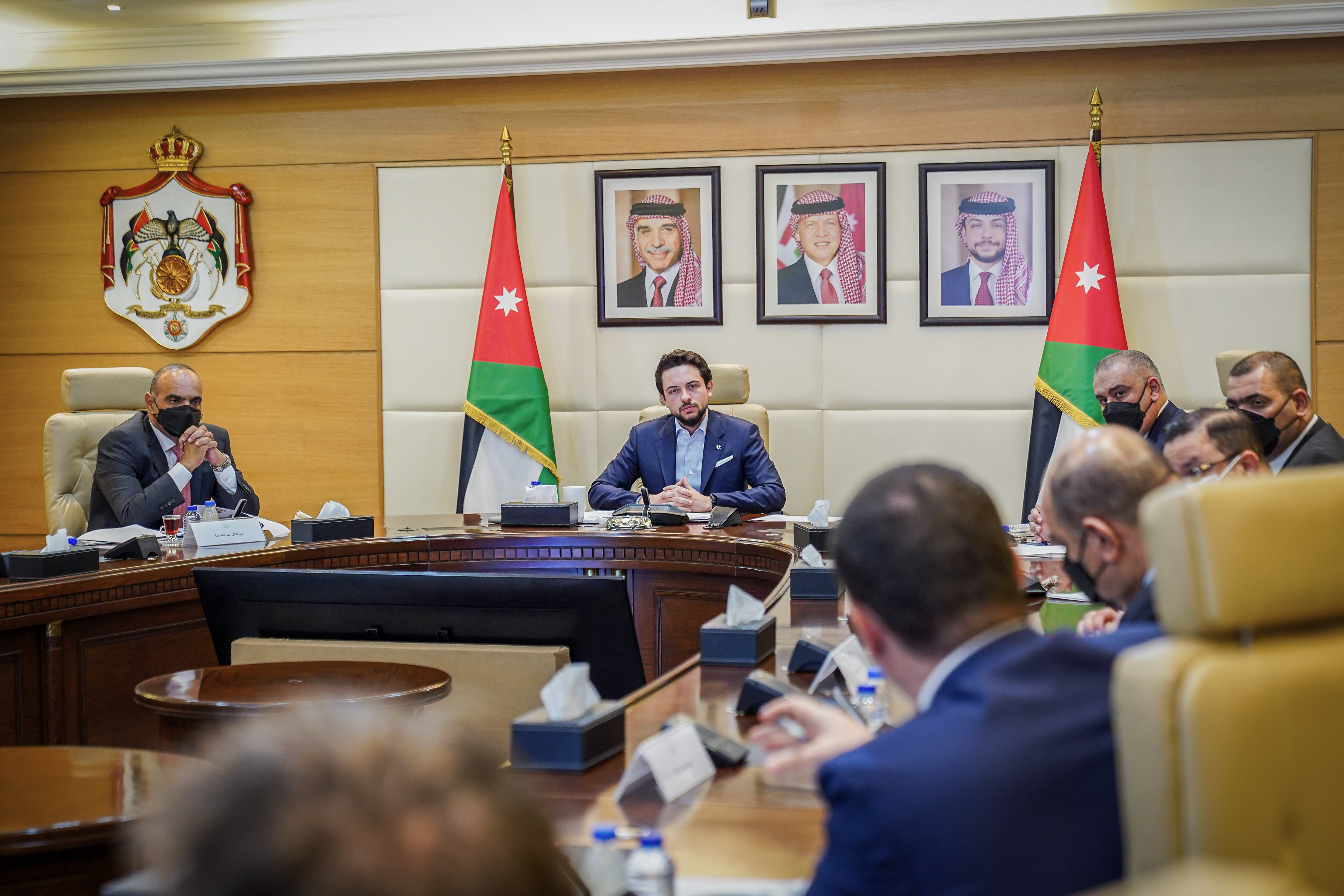 Crown Prince chairs Prime Ministry meeting to follow up on mechanism to implement economic priorities