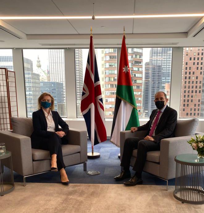 FM holds series of meetings, discussions in New York