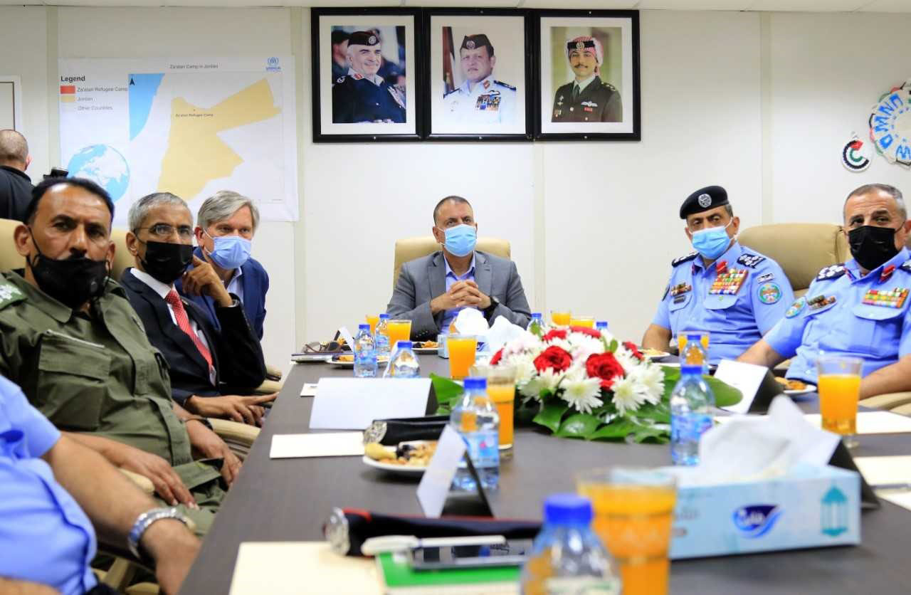 Interior minister: Government deals with Syrian refugee issues in 'holistic, coordinated' manner