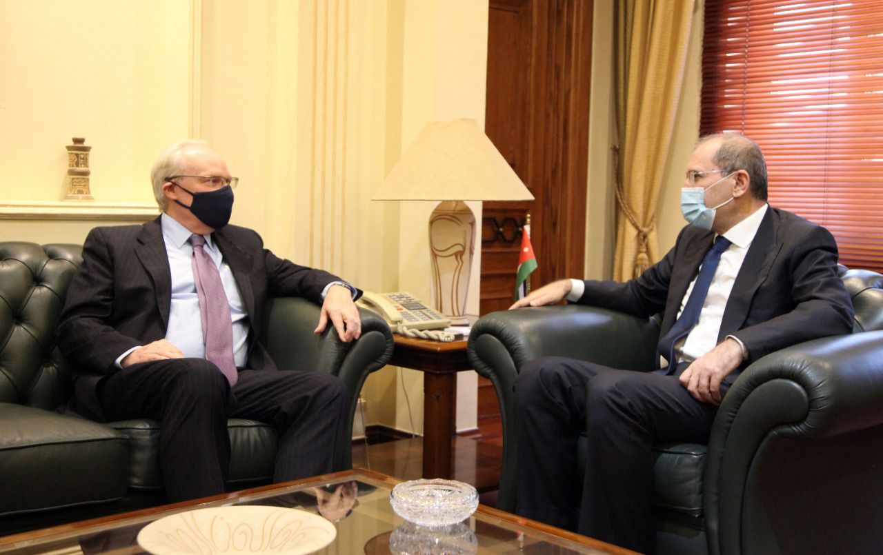 Safadi meets US special envoy to Yemen