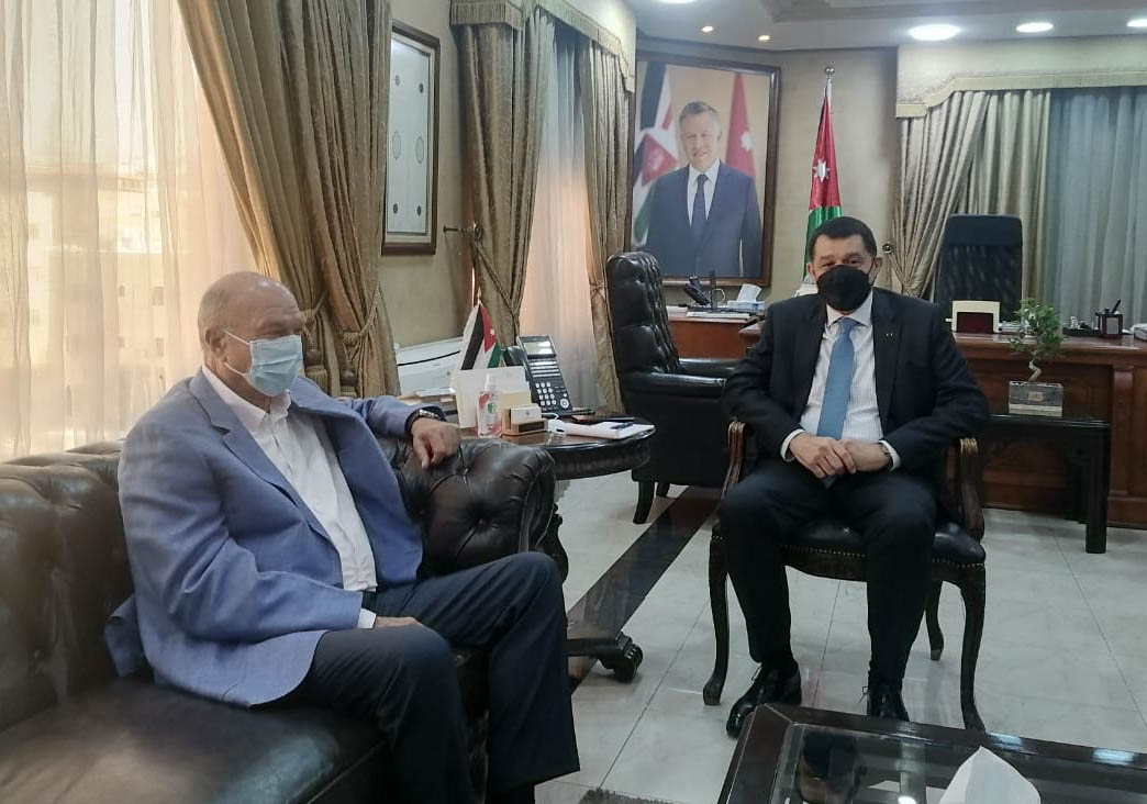 Fayez pledges Senate's support to government's programs