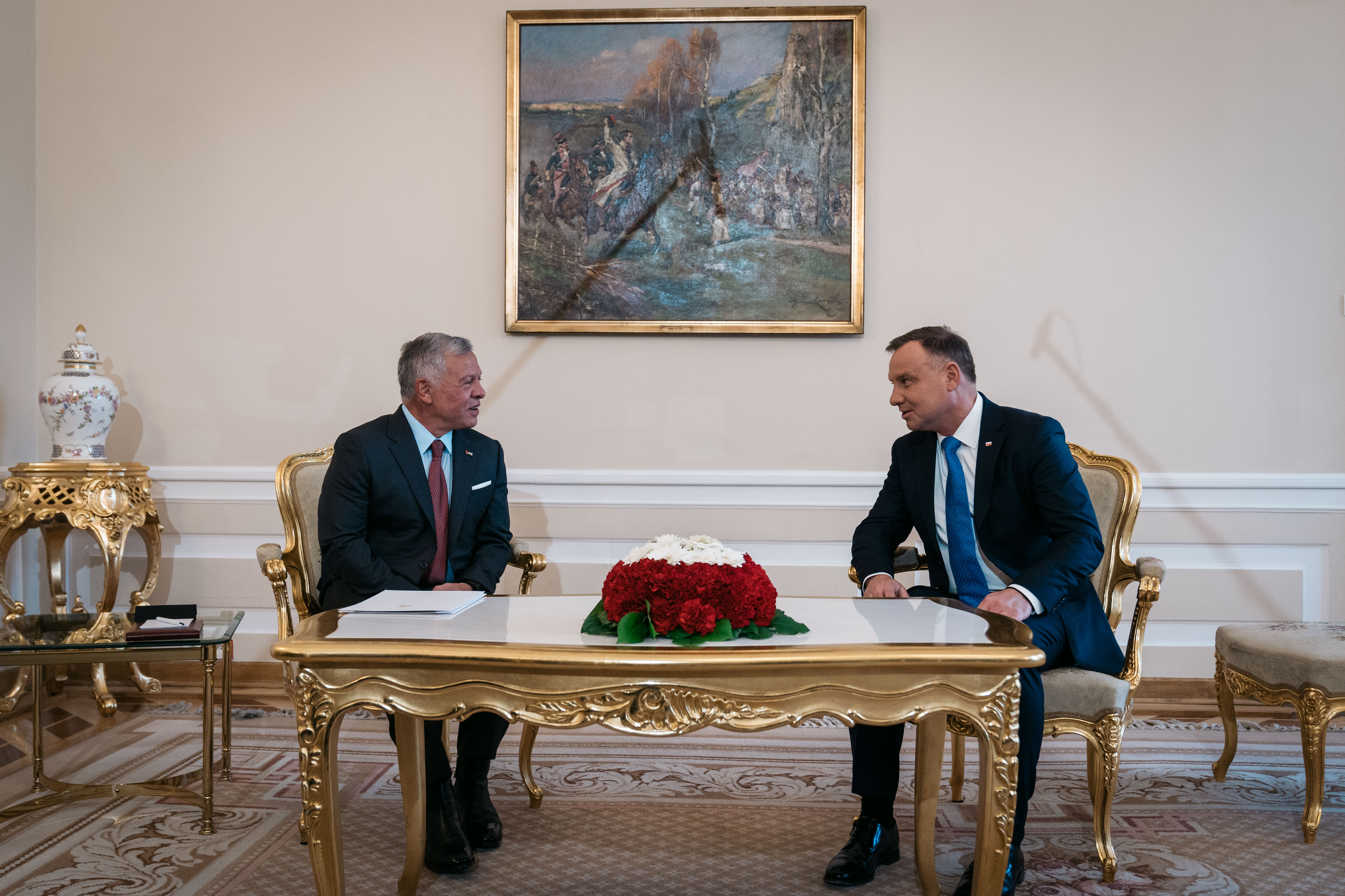 King holds talks with Polish president in Warsaw