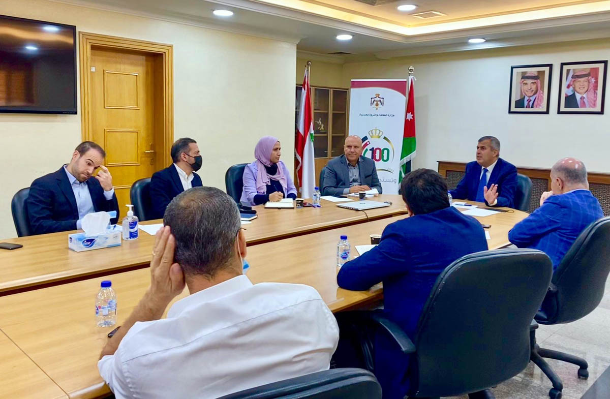 Renewable energy companies urged to push social responsibility forward