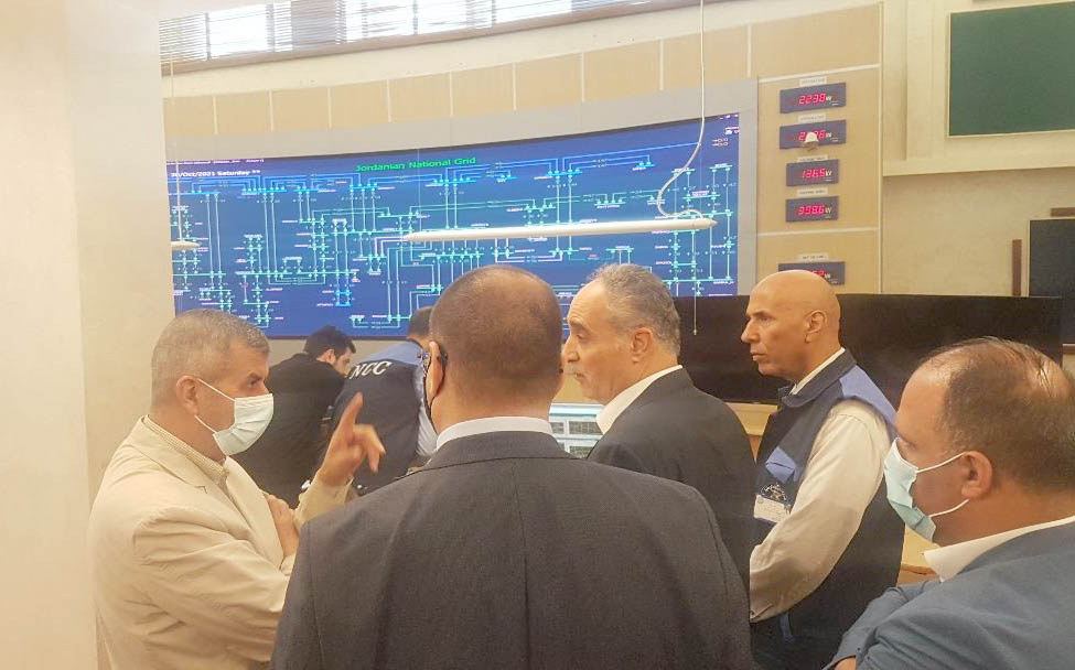 Energy minister calls for developing Jordan's electric grid to improve performance