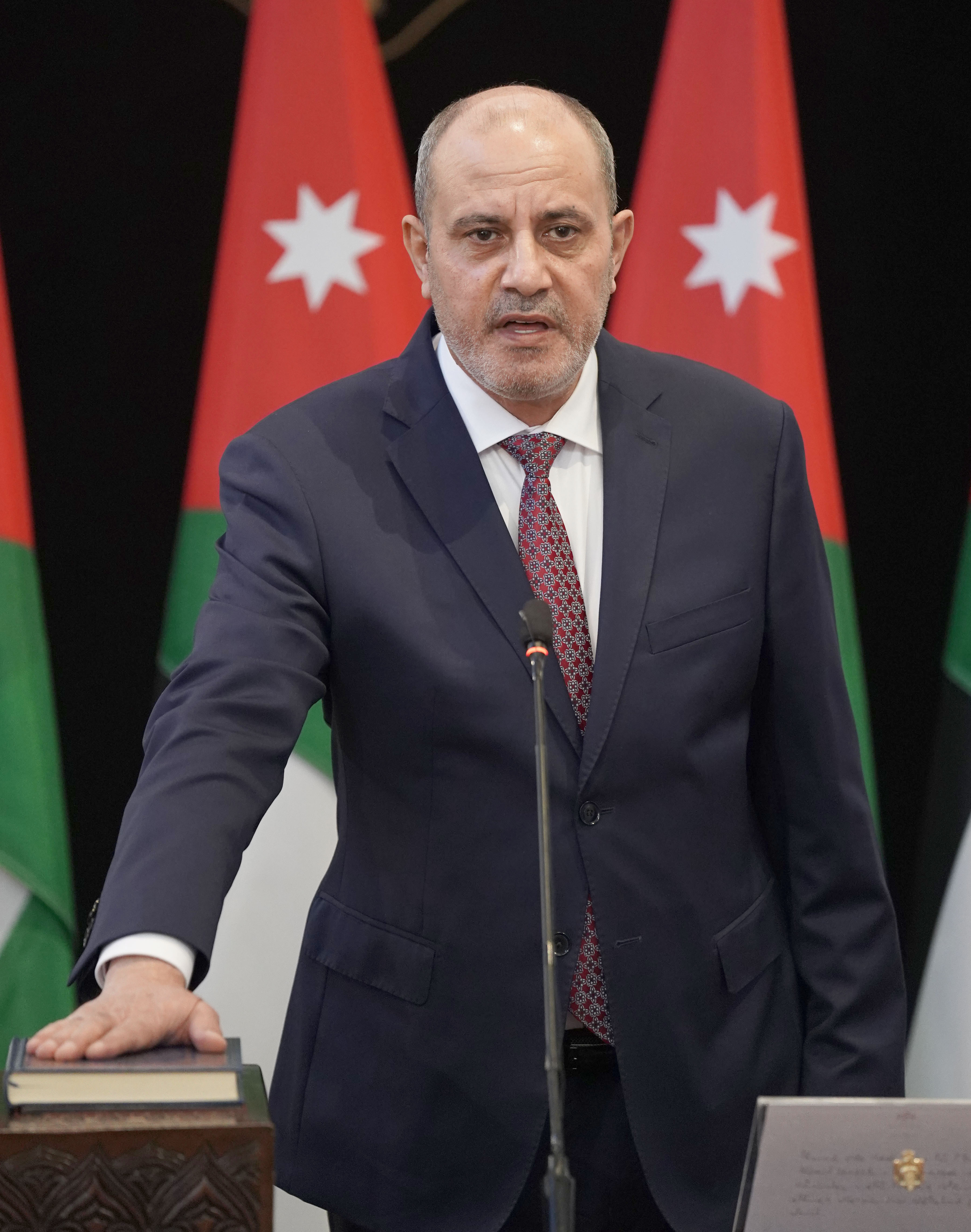 Industry Minister, Azerbaijan ambassador discuss trade, investment