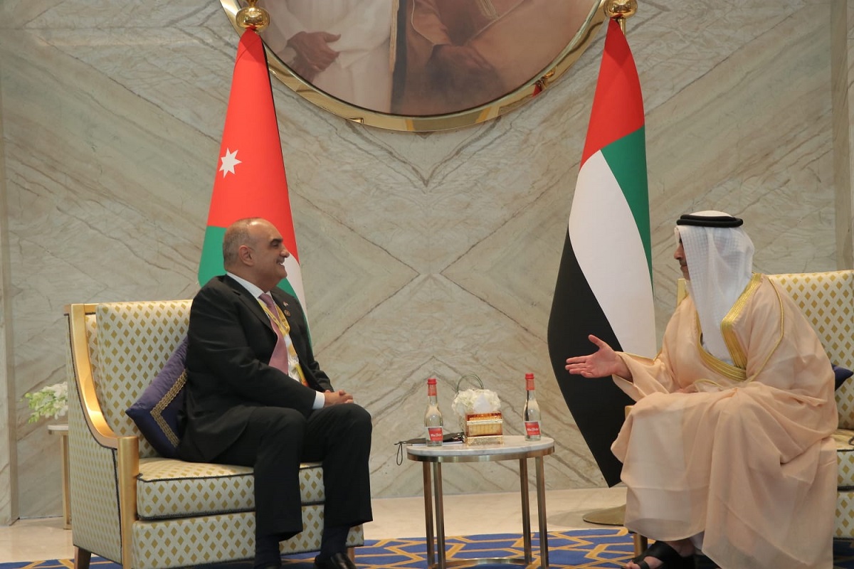 PM, UAE official discuss ties, investment