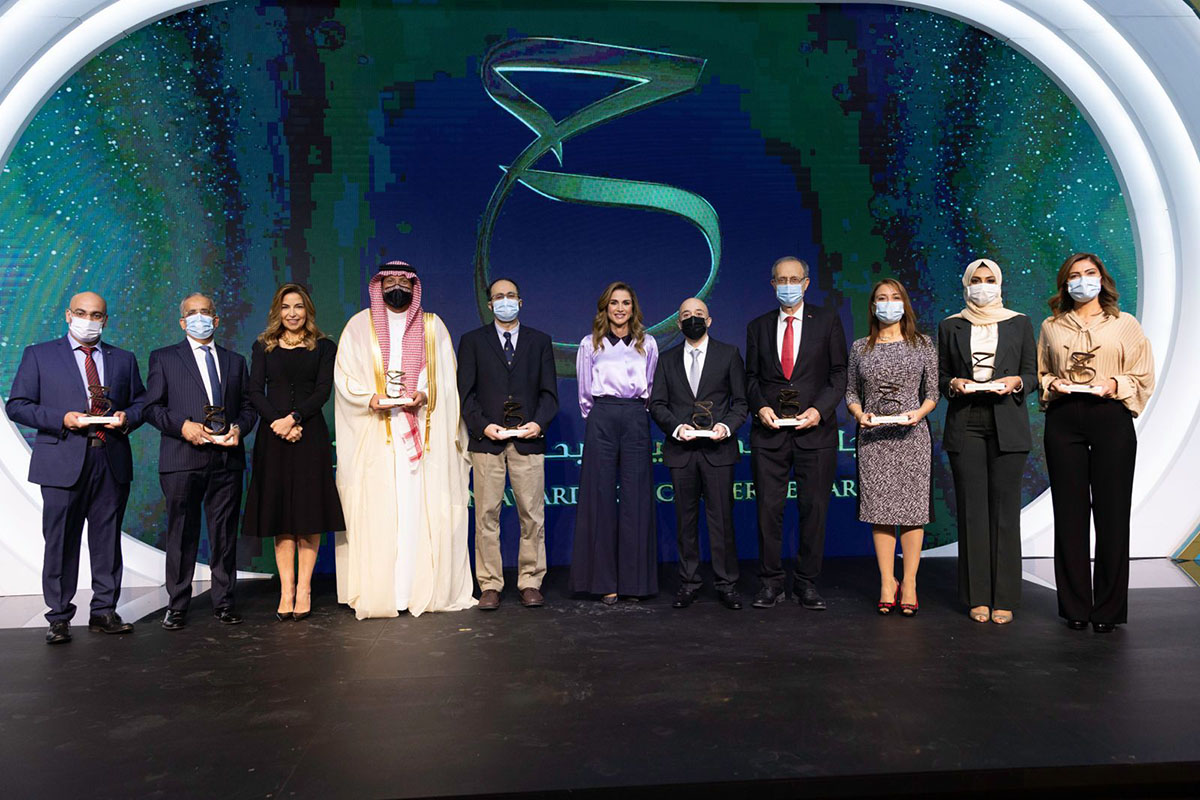 Queen Rania honors recipients of King Hussein Award for Cancer Research