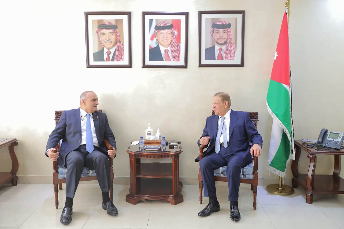 House Speaker receives PM over legislative-executive authorities' cooperation