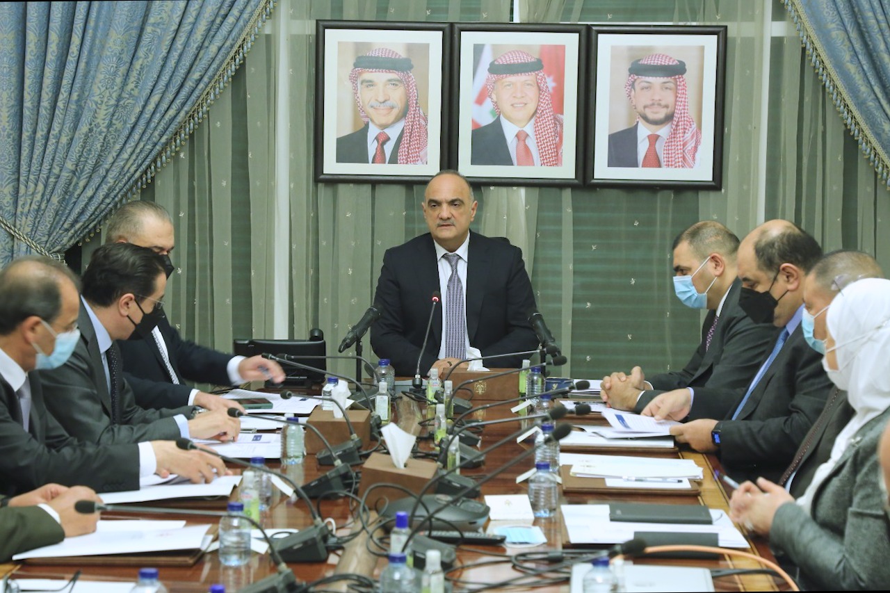 PM chairs kickoff meeting of public sector modernization committee