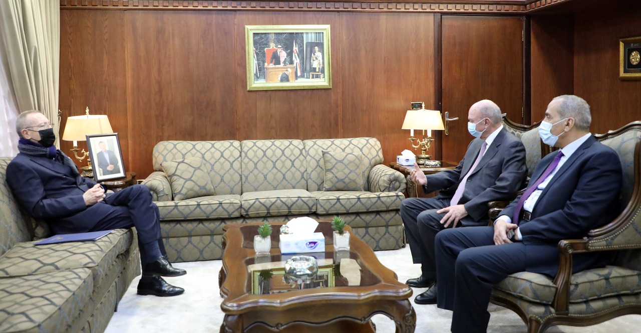 Senate head, Chilean ambassador discuss ties