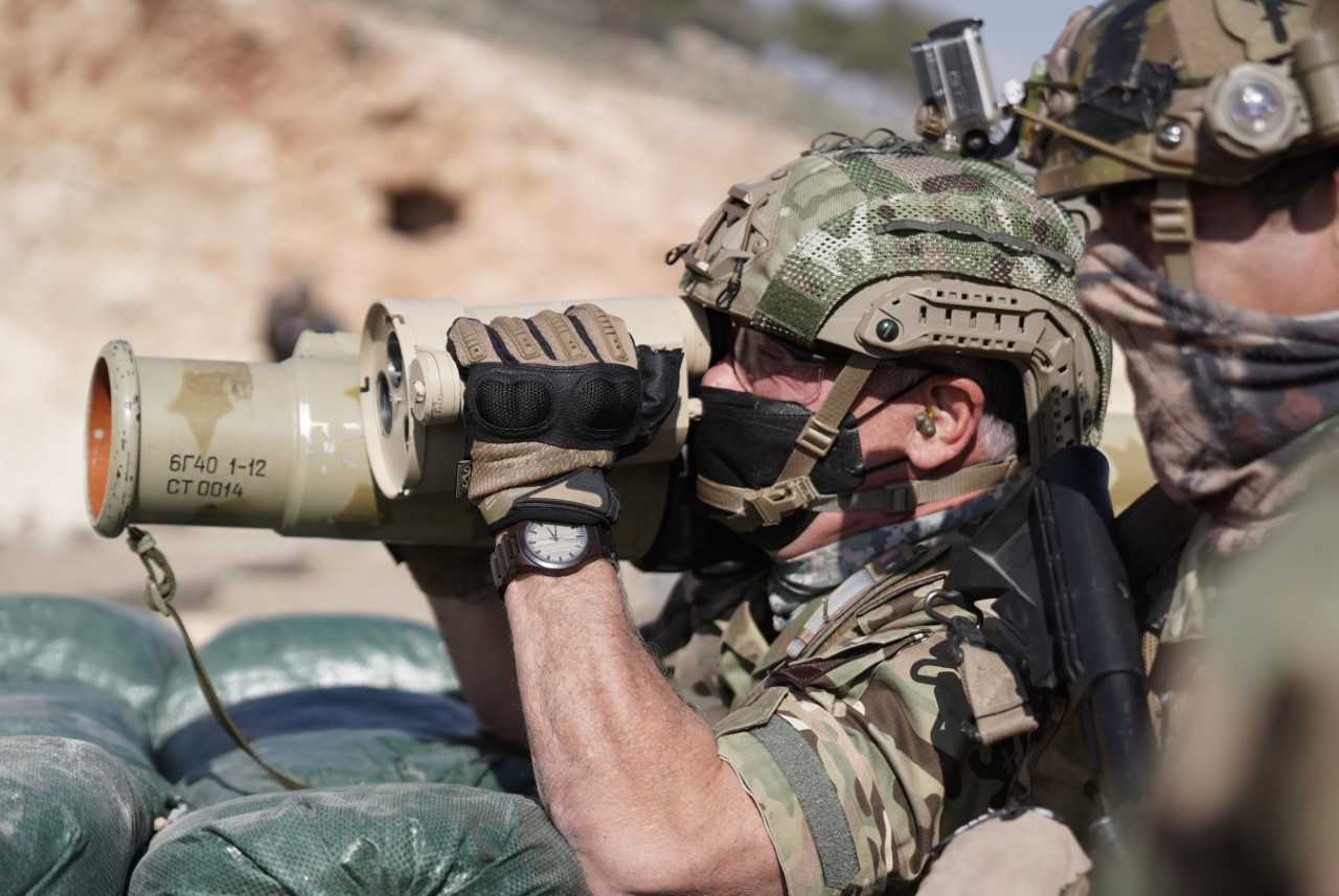 King participates in special forces exercise