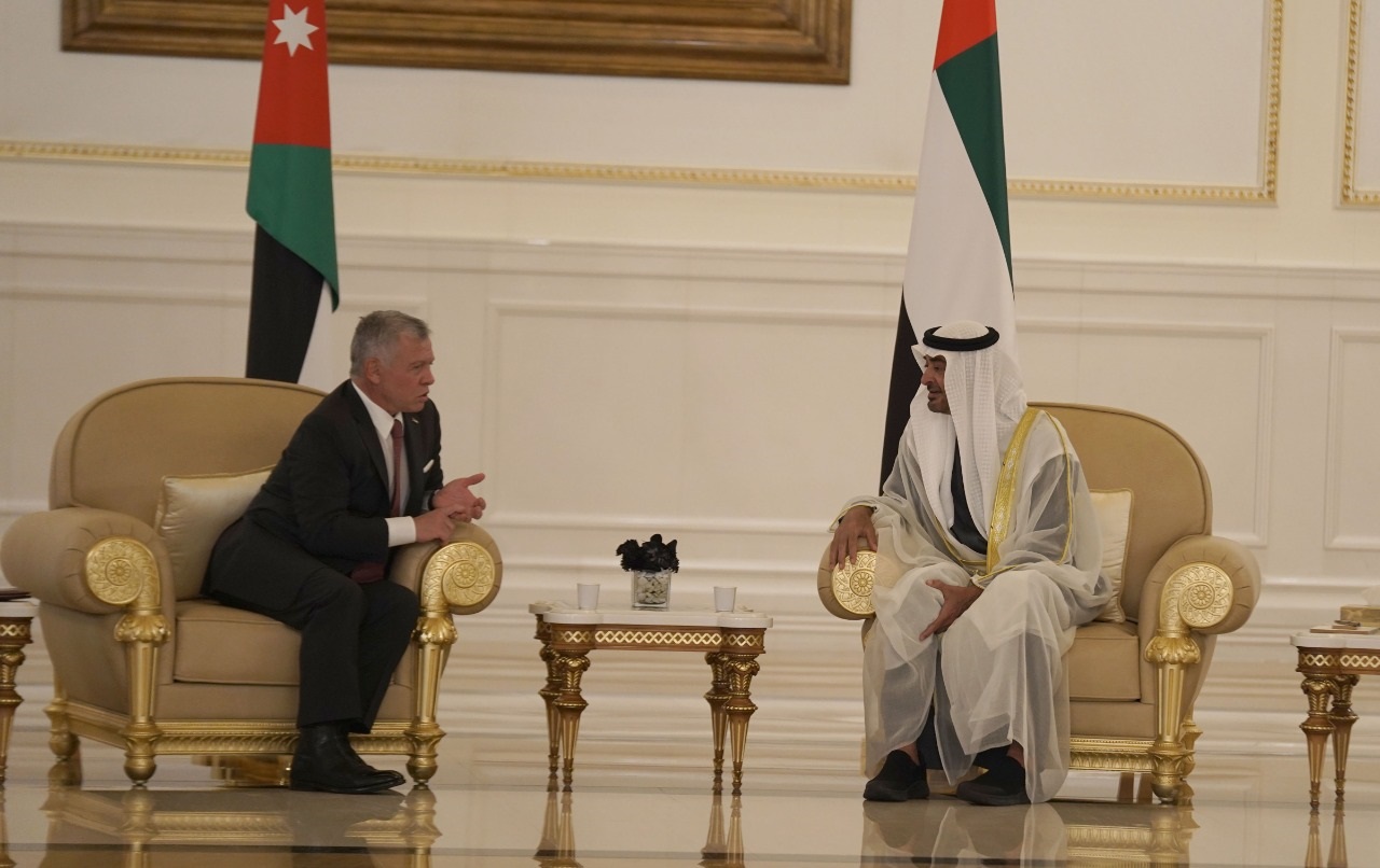 King holds talks with Abu Dhabi crown prince; expresses solidarity with UAE against terrorist attacks
