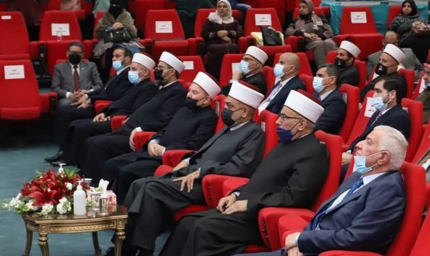 Deputizing for King, Awqaf Minister attends Al Israa wal Miraj celebration