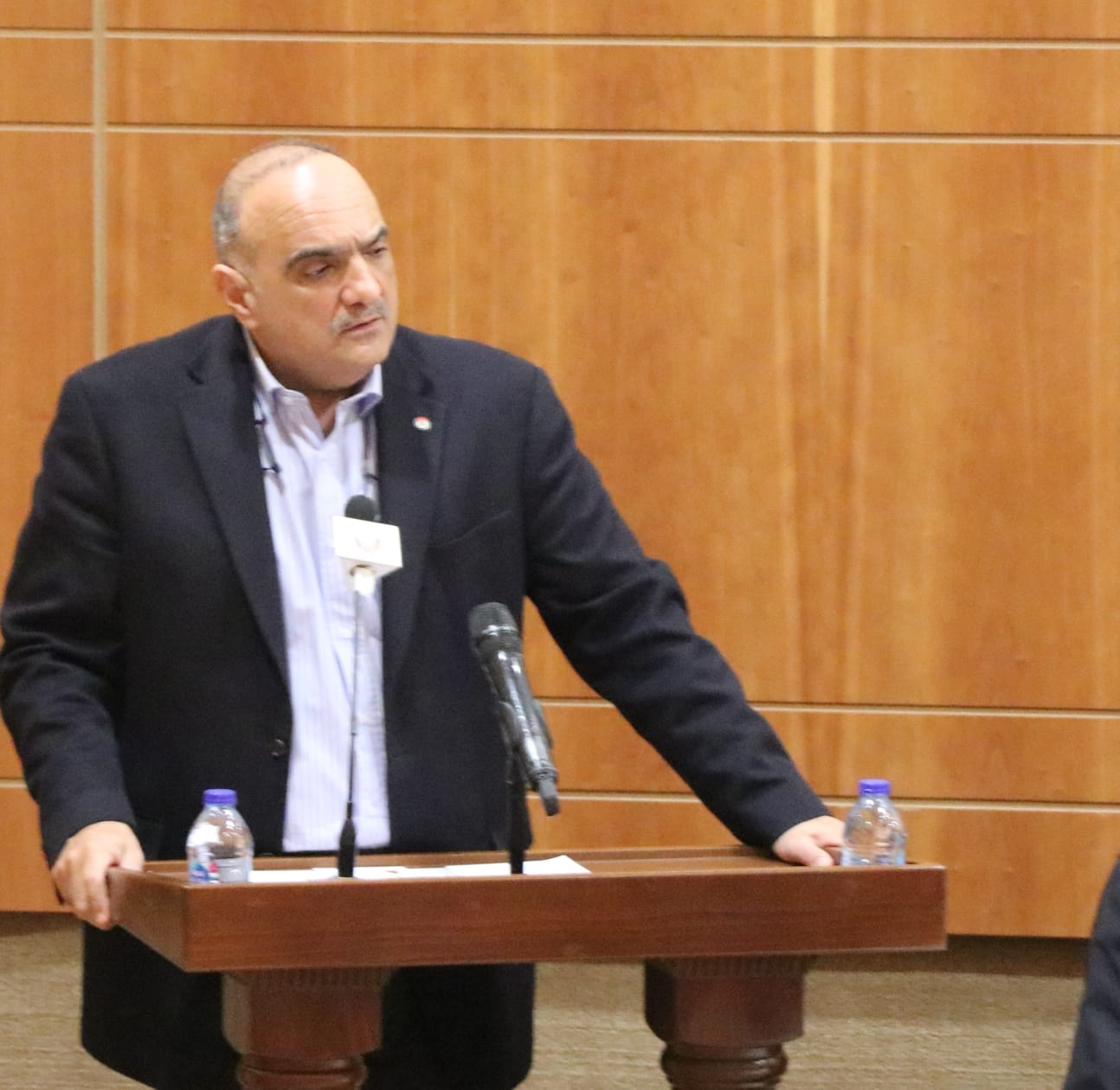 PM visits Madaba governorate; affirms Jordan on road to recovery