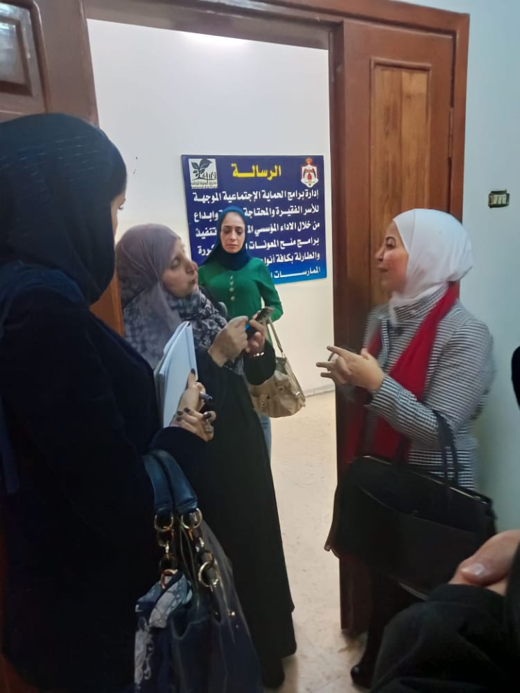 صندوق المعونة يحث كوادره على تقديم الخدمات للأسر المحتاجة بكل يسر