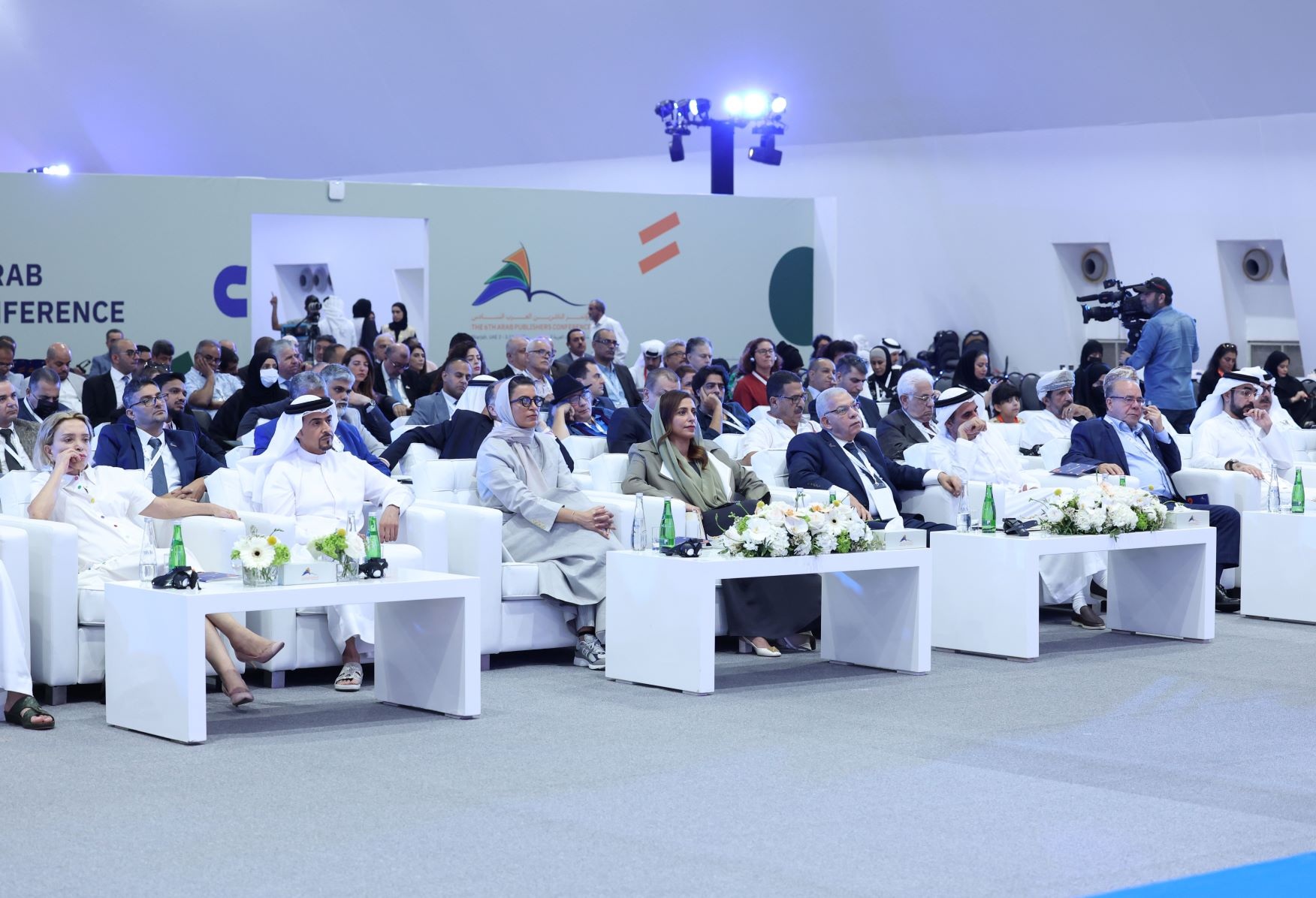 انطلاق فعاليات الدورة السادسة من مؤتمر الناشرين العرب في الشارقة