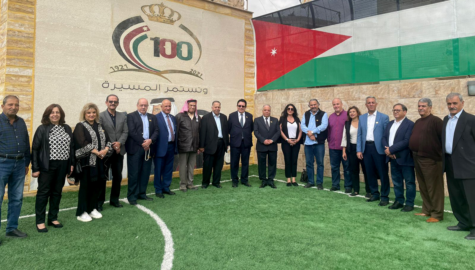 إعلاميون ومبدعون يزورن مادبا