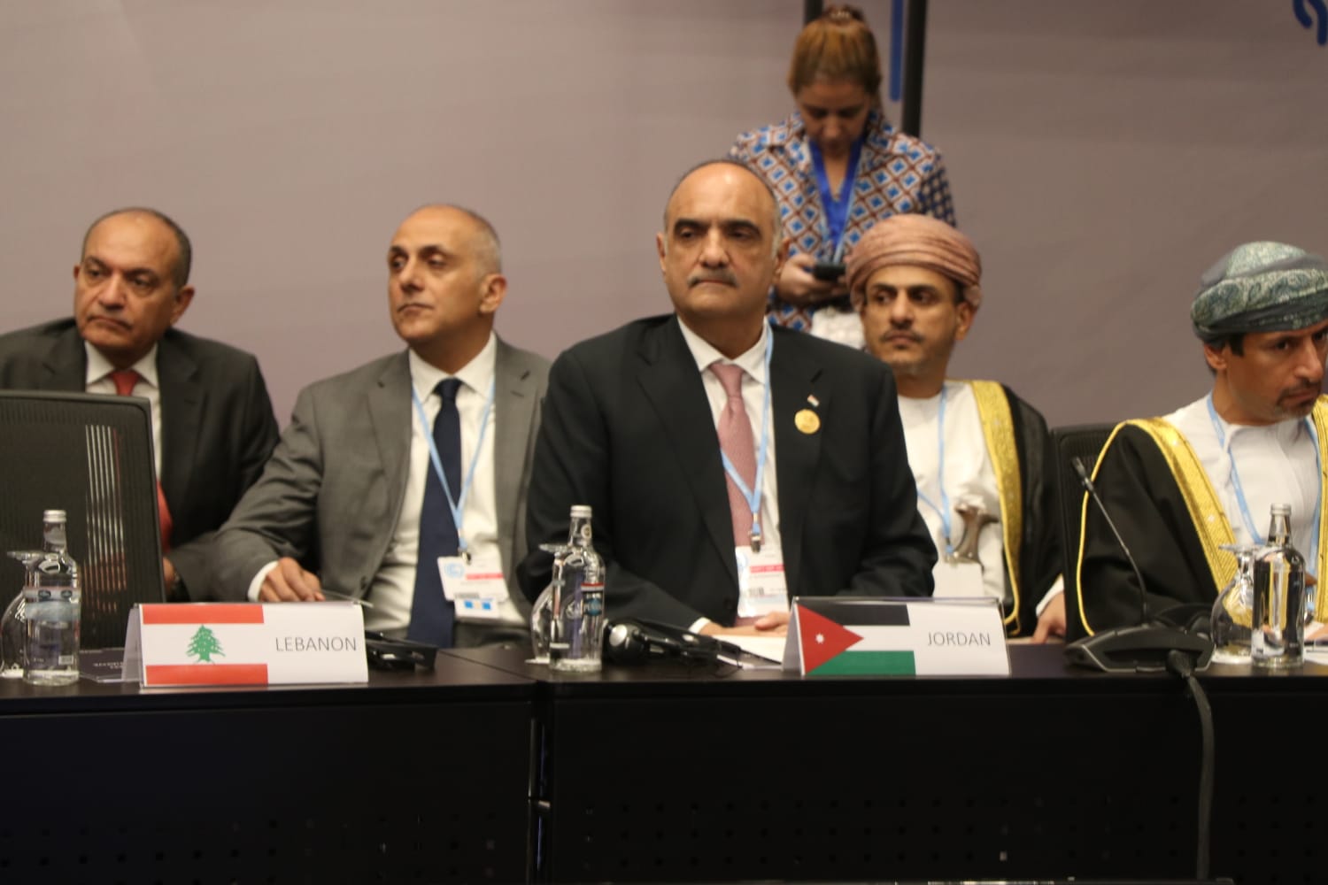 مندوبا عن الملك.. الخصاونة يشارك في جلسة لإطلاق مبادرة التغير المناخي