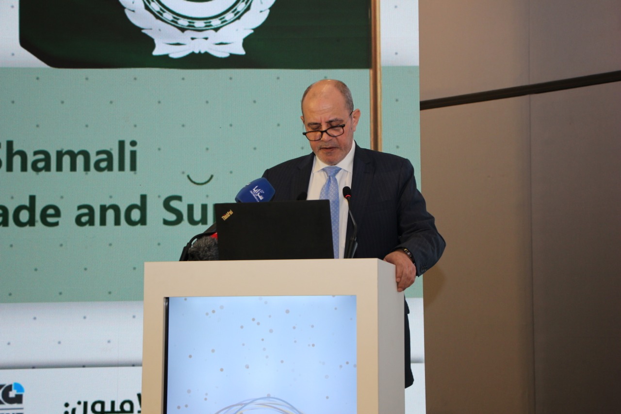 مندوبا عن الملك.. وزير الصناعة يفتتح المؤتمر والمعرض العربي لصناعة الإسمنت