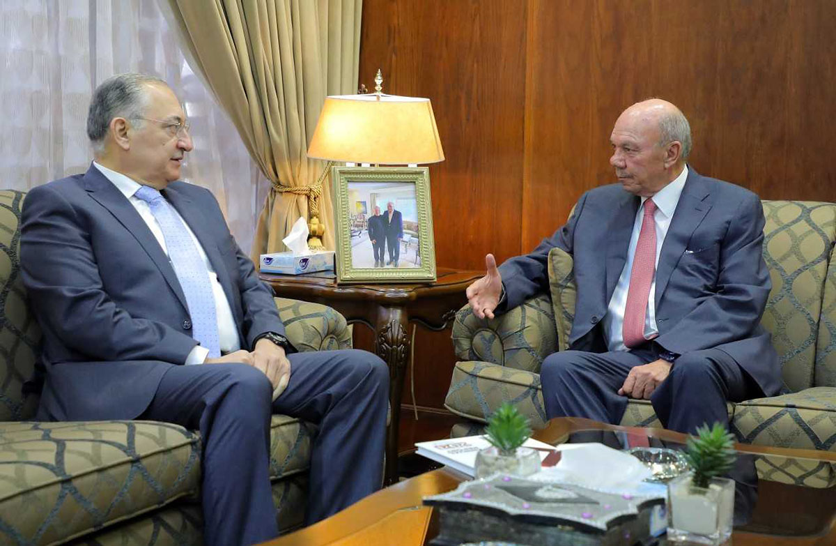 الفايز يتسلم التقرير السنوي لهيئة النزاهة ومكافحة الفساد