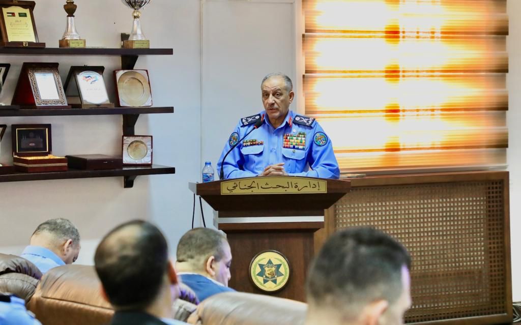 مدير الأمن يؤكد دور البحث الجنائي في إنفاذ سيادة القانون بعدالة