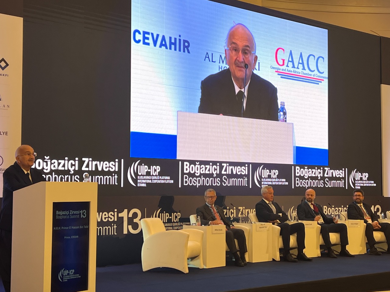 الأمير الحسن: التحديات العالمية تتطلب التعاون الإقليمي واعتماد نهج متكامل لتعزيز المشتركات الخلاقة