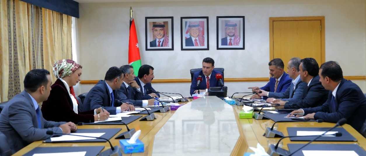 المكتب الدائم لمجلس النواب يختار لجنة الرد على خطاب العرش