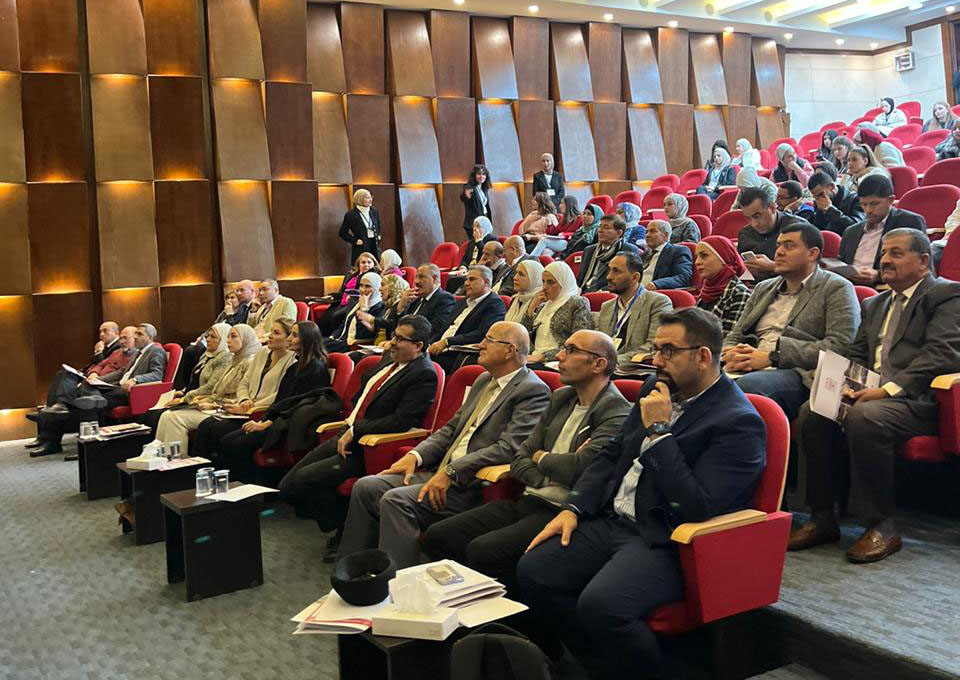 لجنة مكافحة التدخين بجامعة البترا تنظم يومها العلمي السنوي العاشر