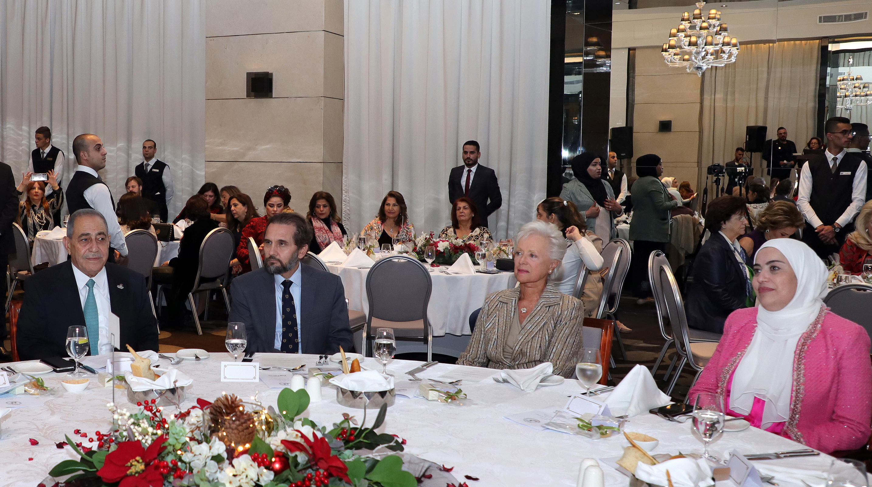 الأميرة منى الحسين ترعى الحفل الخيري لجمعية أهالي وأصدقاء الأشخاص المعوقين