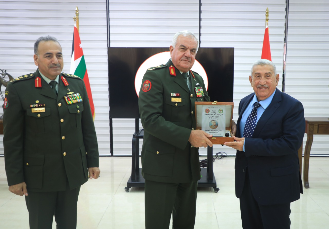 الحنيطي يرعى احتفال كلية القيادة والاركان بذكرى تأسيسها 68