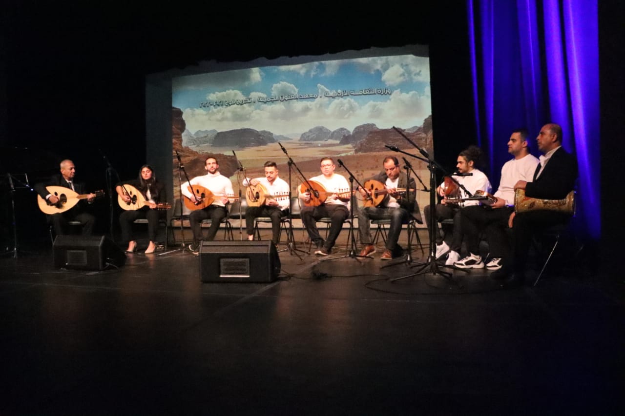 تخريج 285 من طلبة معهد الفنون الجميلة التابع لوزارة الثقافة