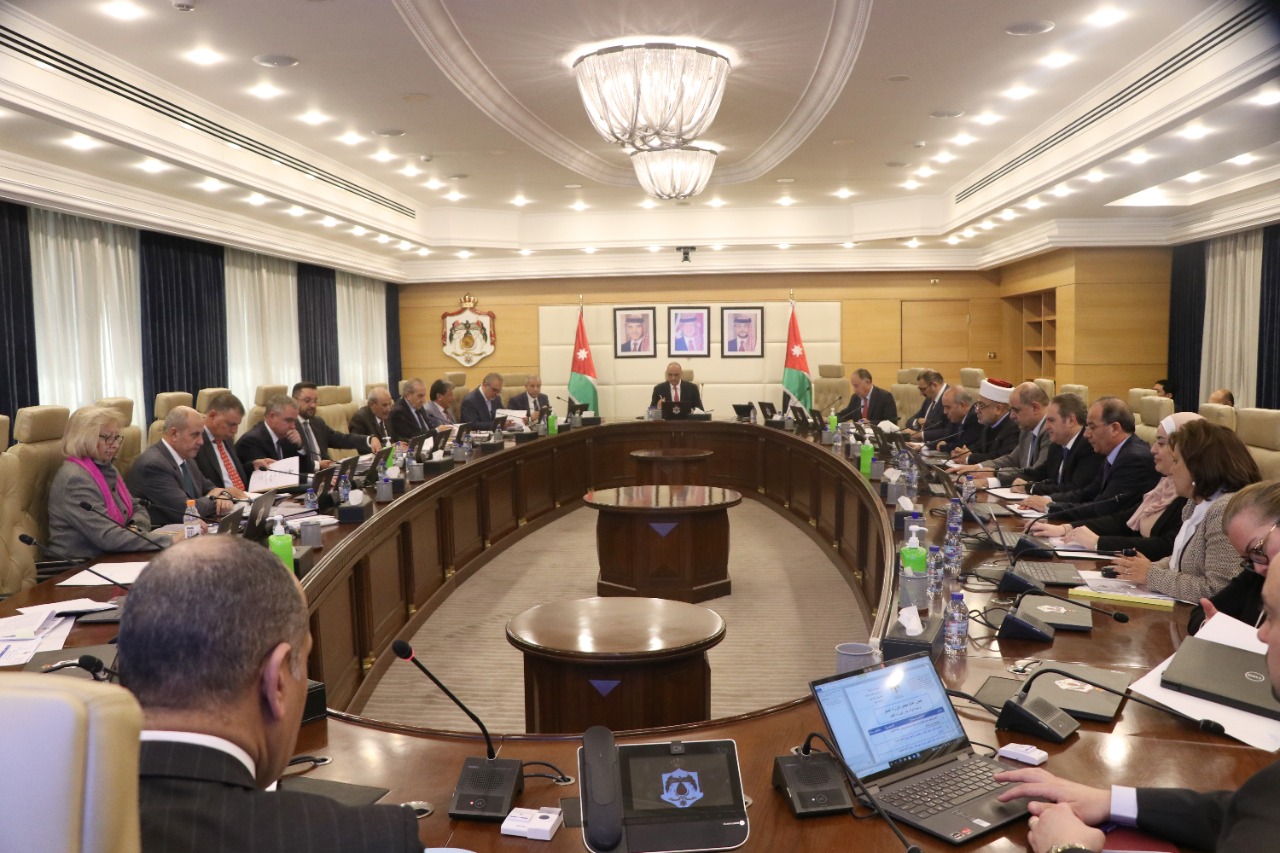 مجلس الوزراء يُقرُّ مشروع قانون معدِّل لقانون إعادة هيكلة مؤسَّسات ودوائر حكوميَّة