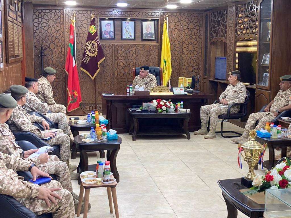 الحنيطي يزور كتيبة حرس الحدود الرابعة الملكية