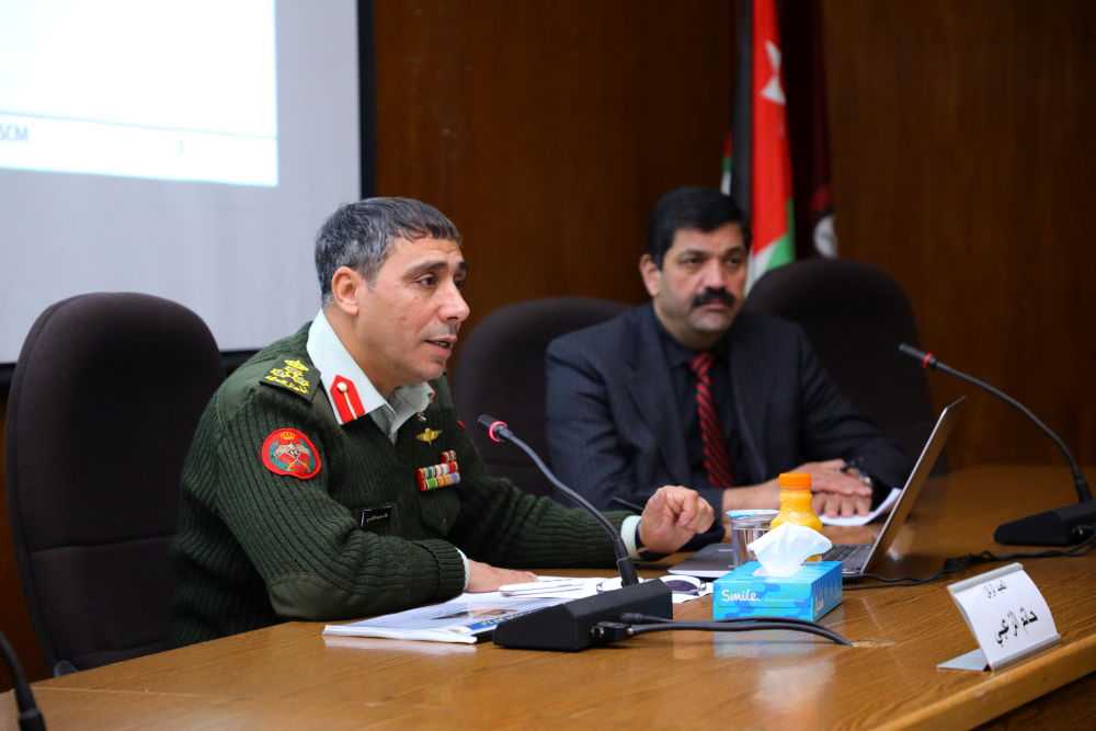 محاضرة بالهاشمية عن دور المركز الوطني في تقييم المخاطر وادارة الأزمات