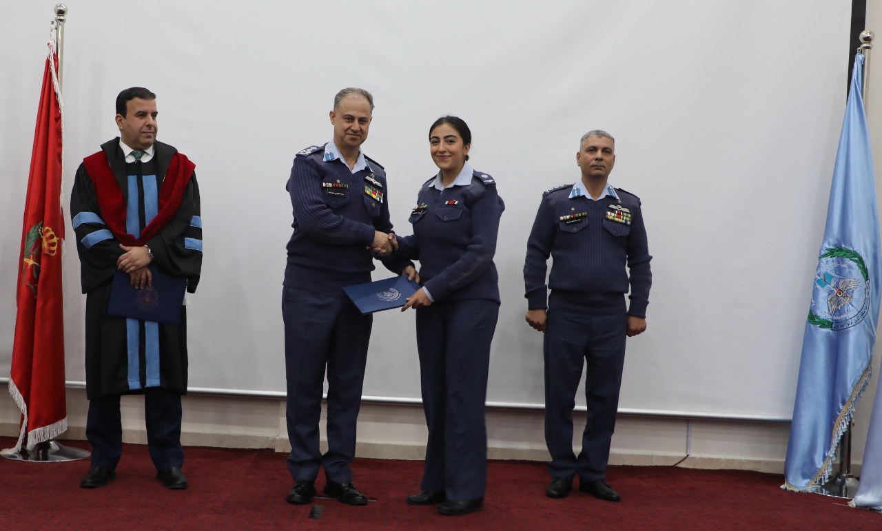 تخريج كوكبة من كلية سلاح الجو الملكي الجامعية التقنية لعلوم الطيران