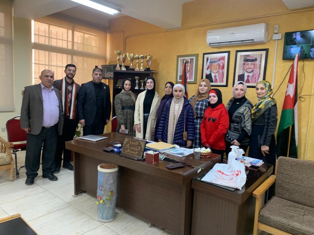 جدارا تنظم يوما إرشاديا مهنيا في مدارس جرش