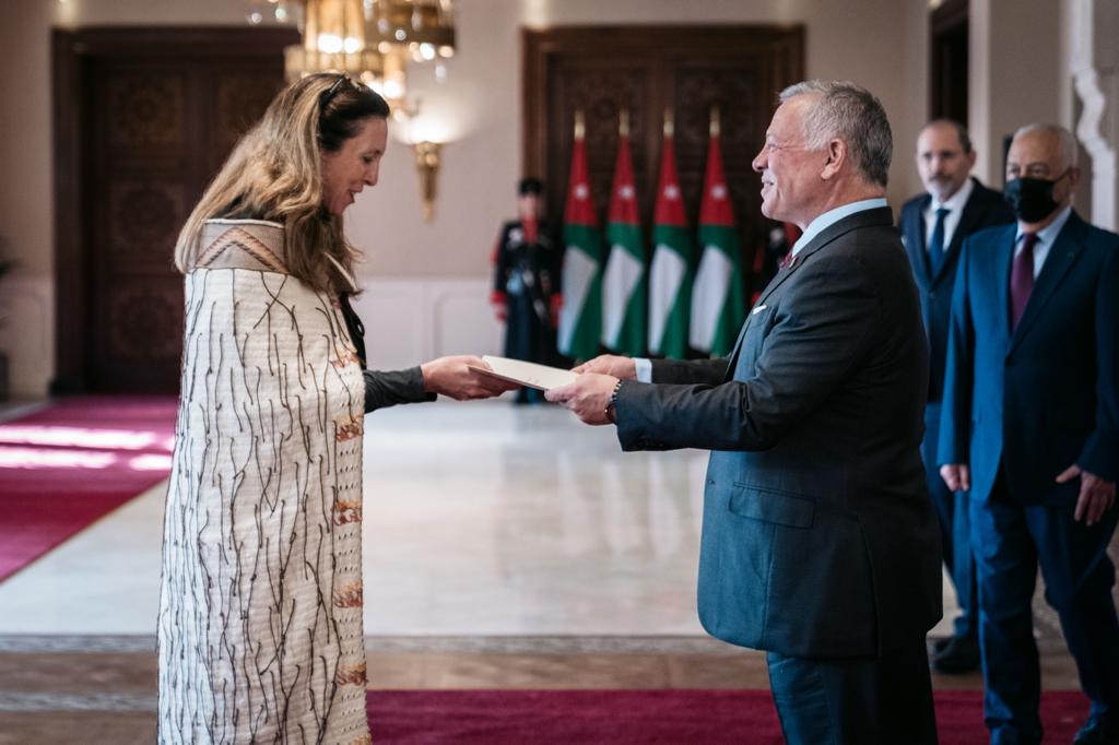 الملك يتقبل أوراق اعتماد عدد من السفراء